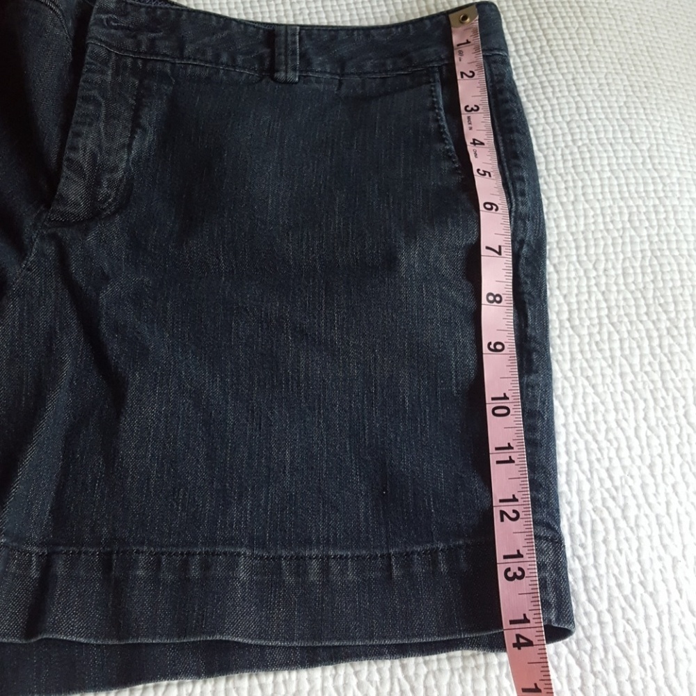 Shorts - Picture 5 of 5